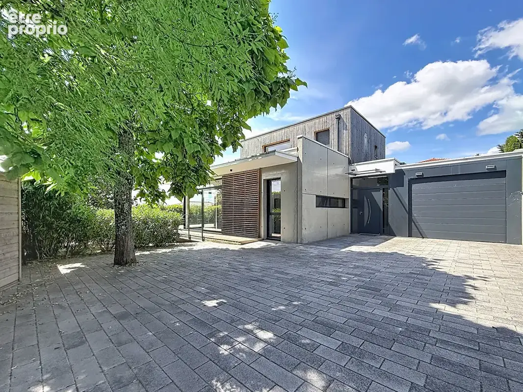 Maison Soucieu En Jarrest 6 pièce(s) 135 m2 - photo 14