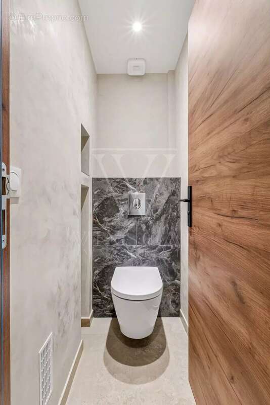 Appartement refait à neuf T3 / Terrasse / Parking commun privé / Cannes Montfleury - photo 13