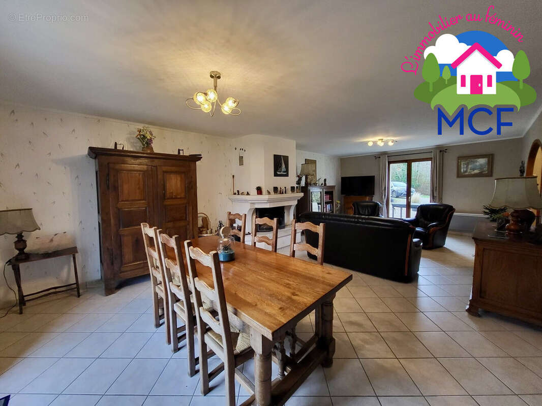 Maison à THOIRY