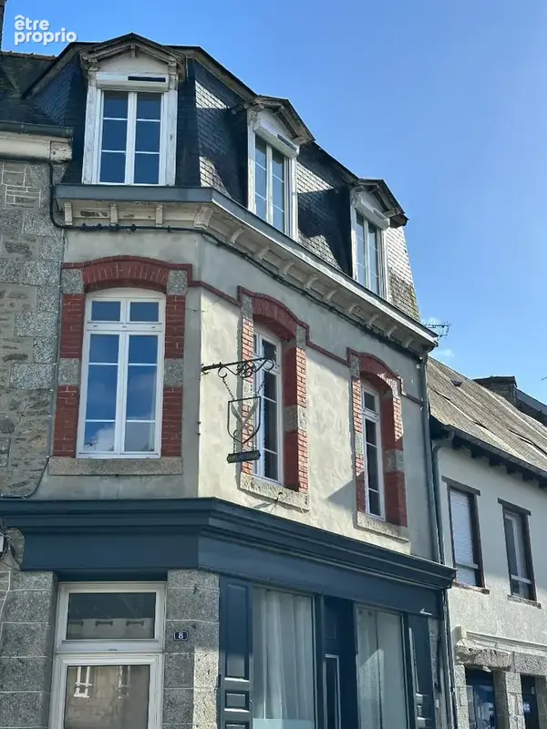 Immeuble de rapport - centre de quintin - photo 2