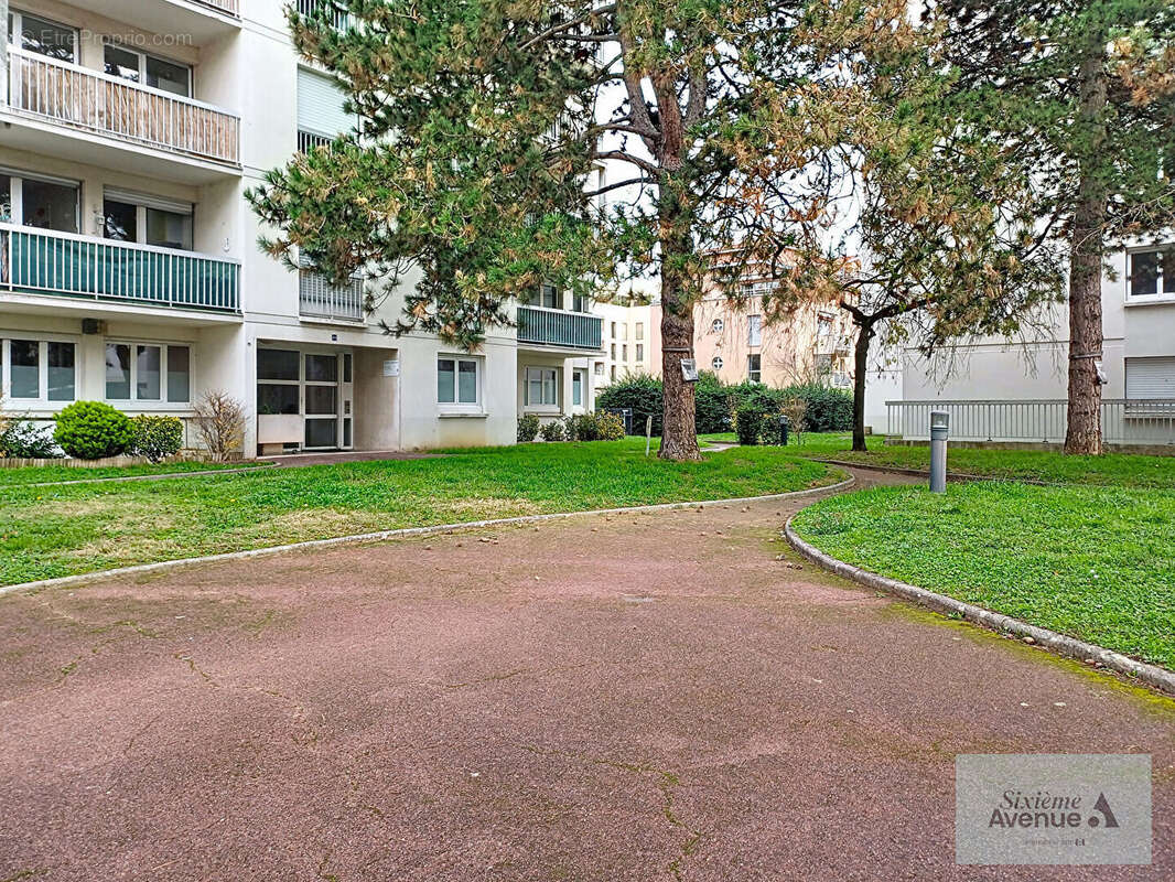 Appartement à LYON-3E