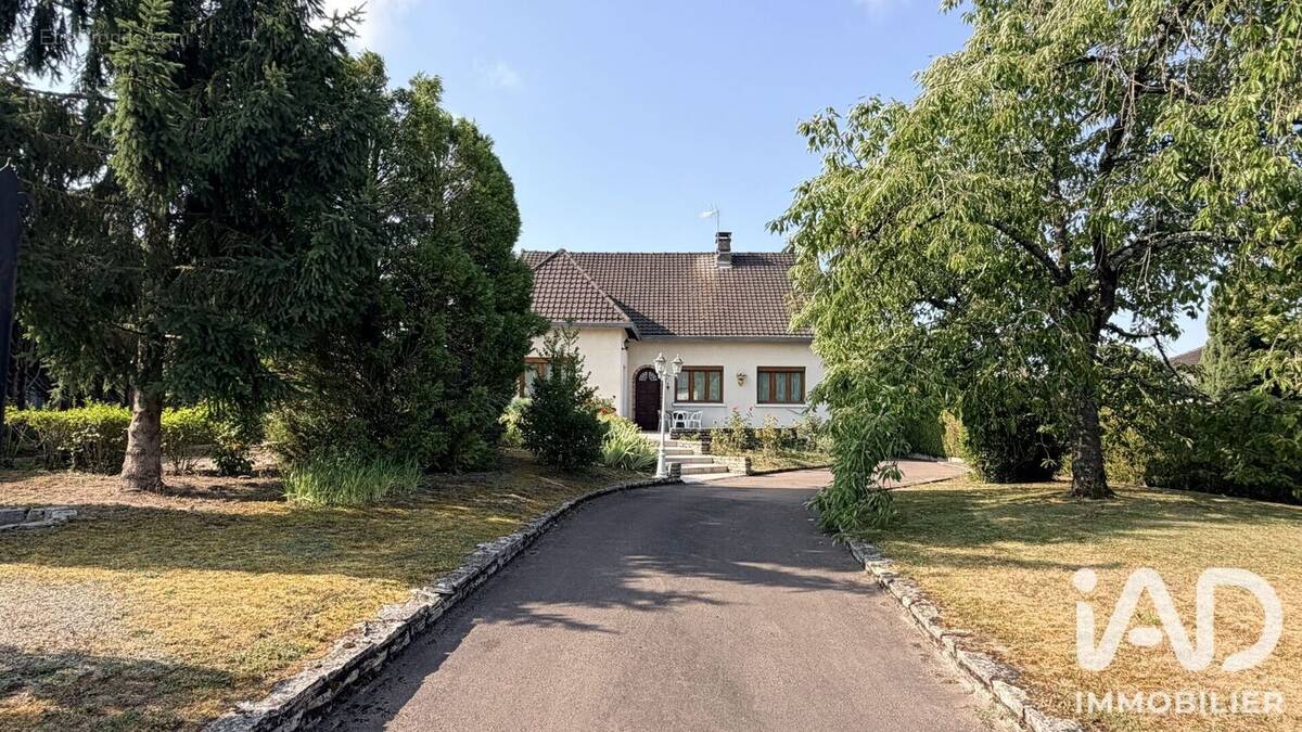 Photo 1 - Maison à PONT-SAINTE-MARIE