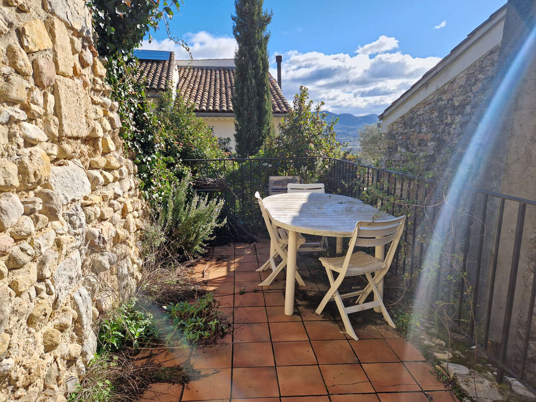 Maison à VINSOBRES