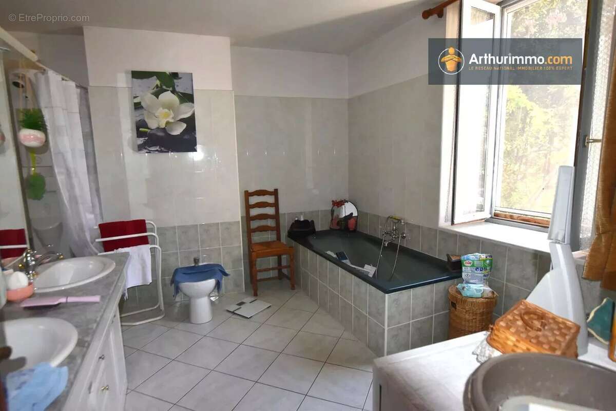 Maison à LA BASTIDE-SUR-L&#039;HERS