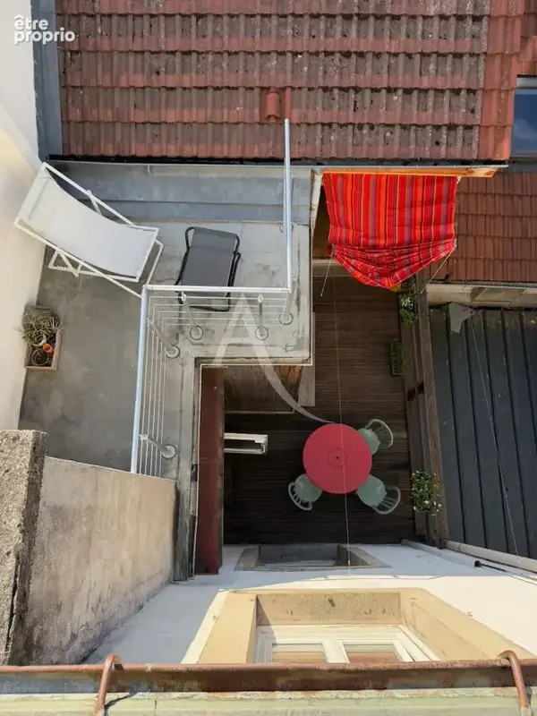 Immeuble de 1900 à Épinal : grand appartement, local et terrasses - photo 18
