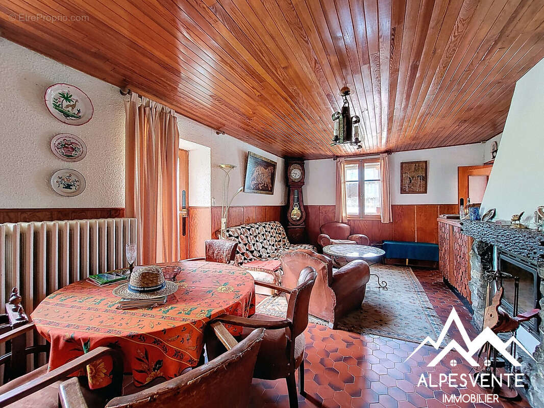 avendre_maison_arénover_ferme_seytroux_alpesvente - Maison à SEYTROUX