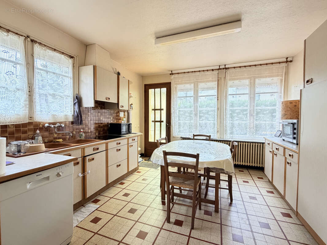 Maison à JAUNAY-CLAN