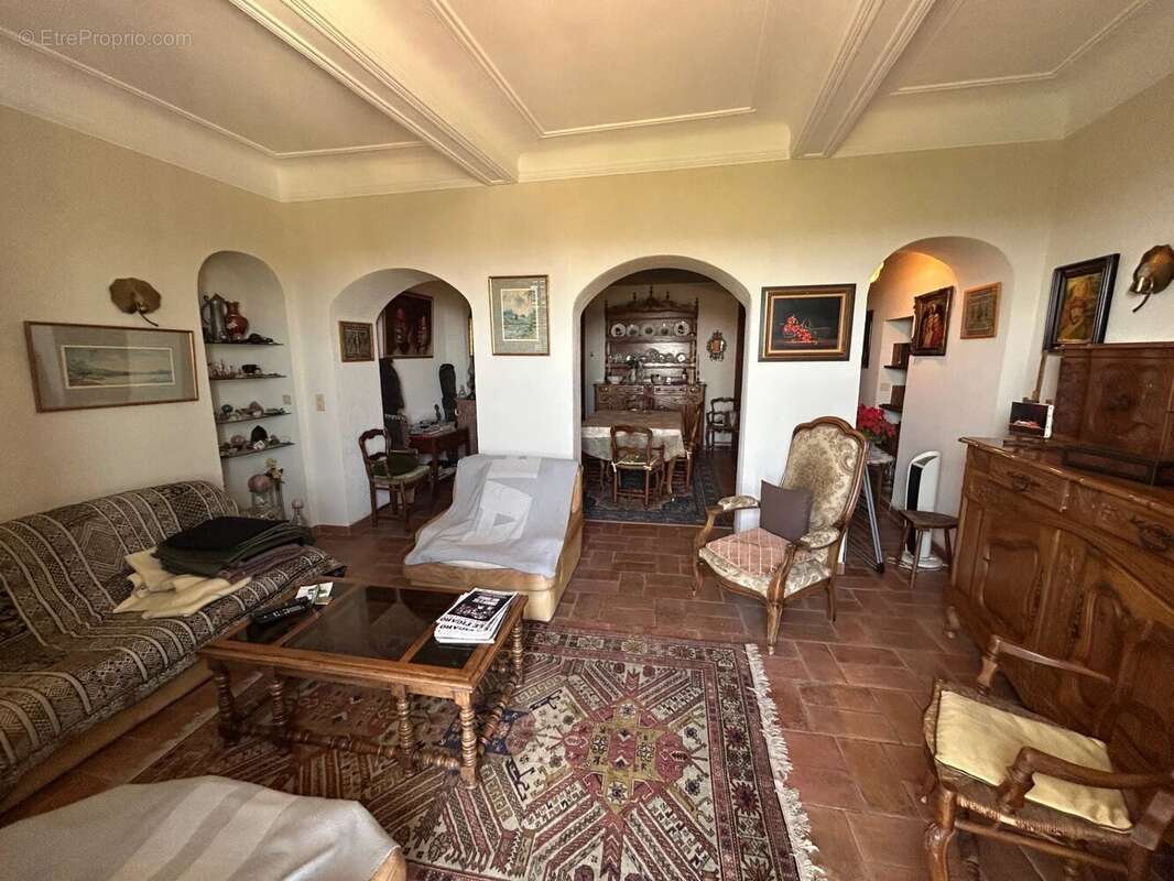 A VENDRE Maison de village sur 4 niveaux - photo 3