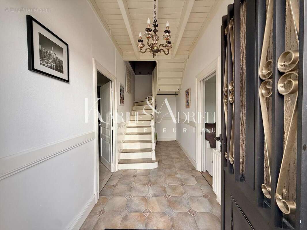 Maison 140 m² à Bourneau  - photo 4