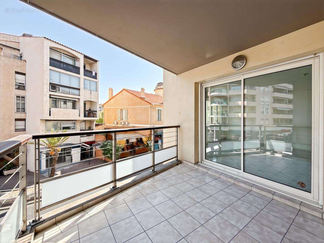 Appartement à SAINT-RAPHAEL