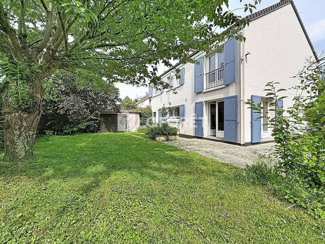Maison à ELANCOURT