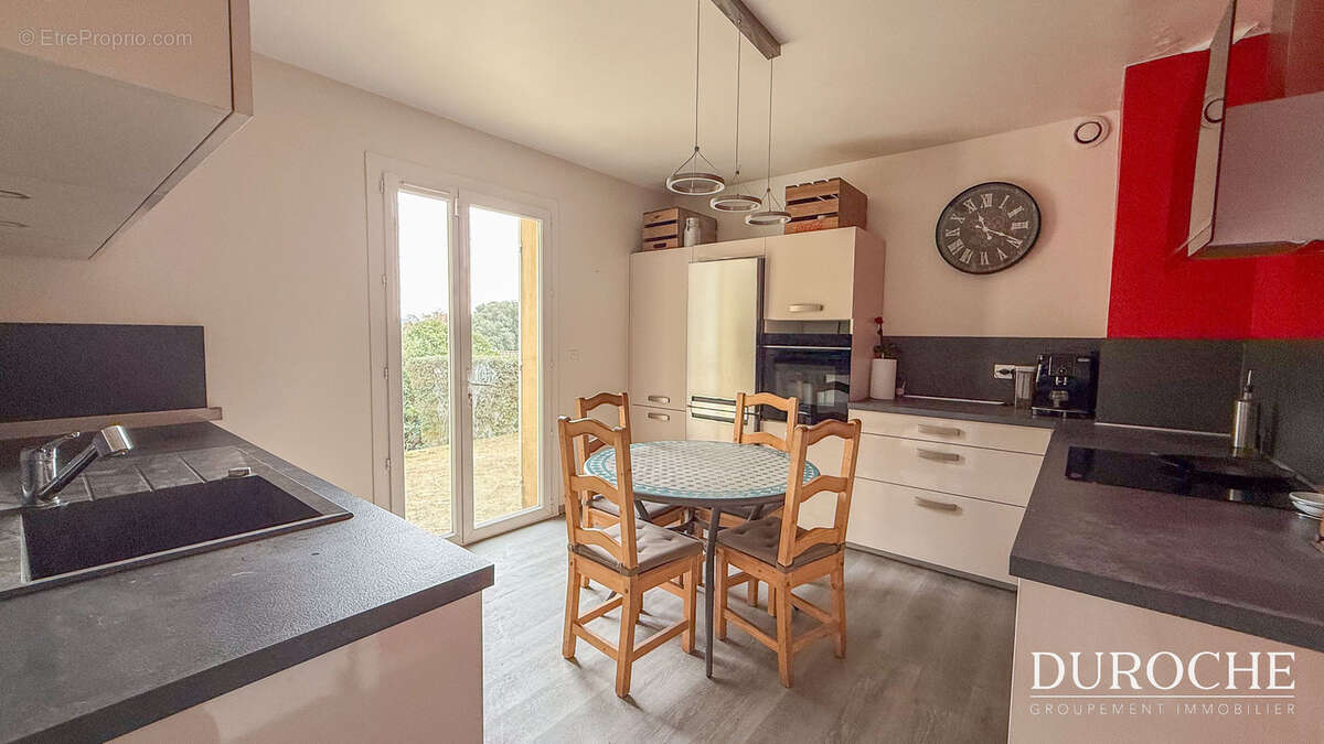 Maison à JONQUERETTES
