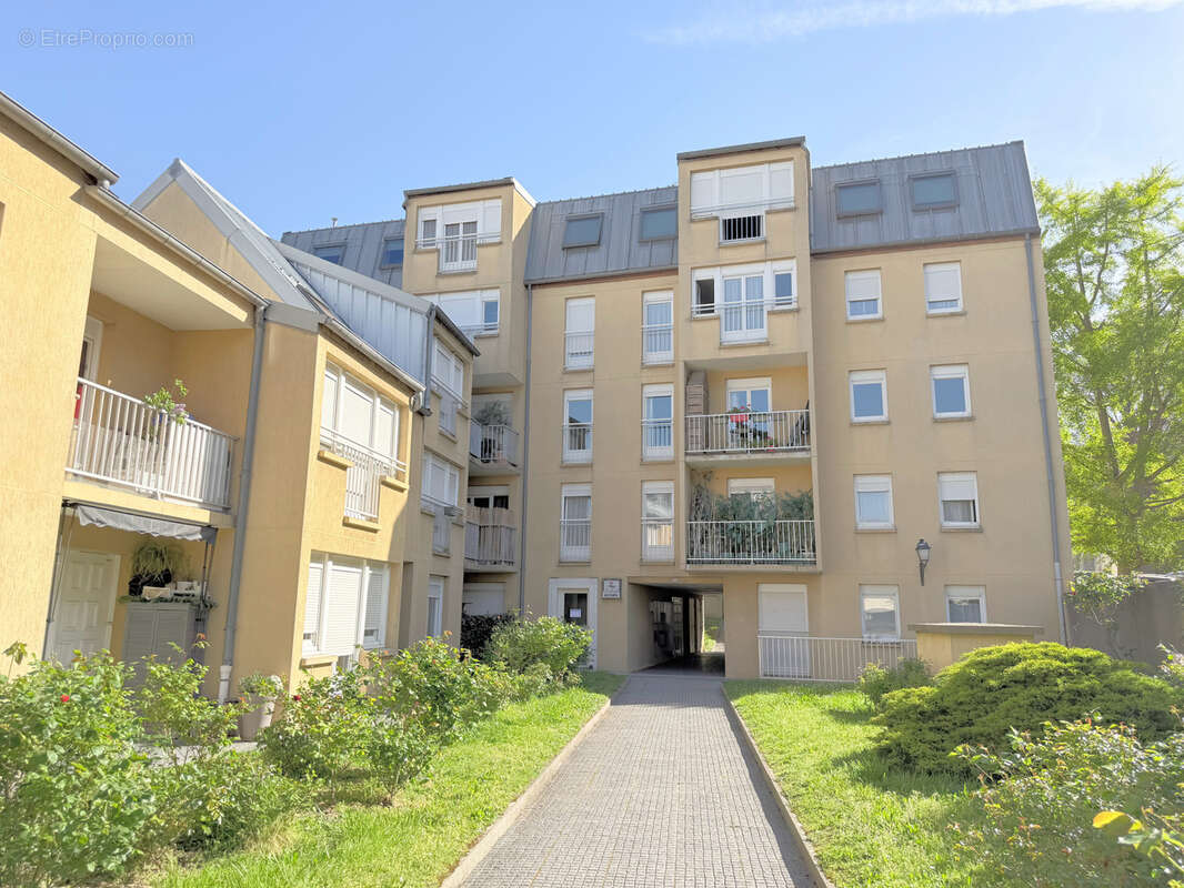 Appartement à RUEIL-MALMAISON