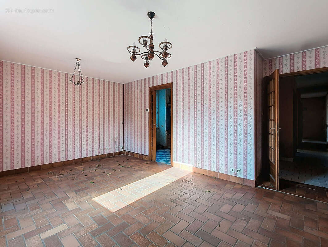 Maison à BELLEVILLE