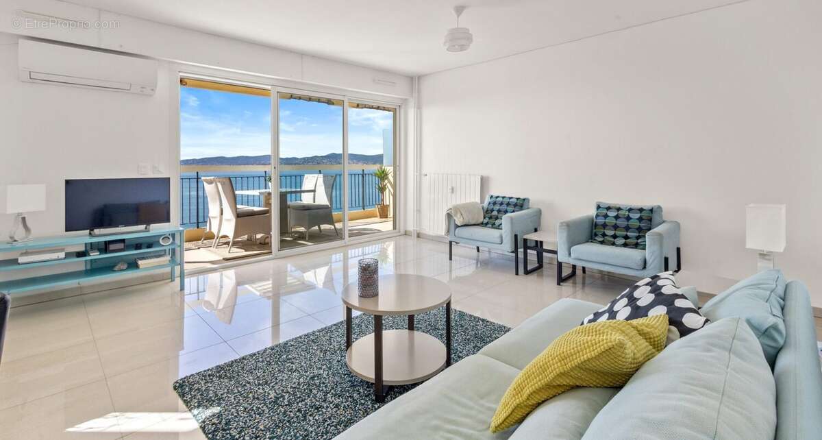 Appartement à SAINT-RAPHAEL