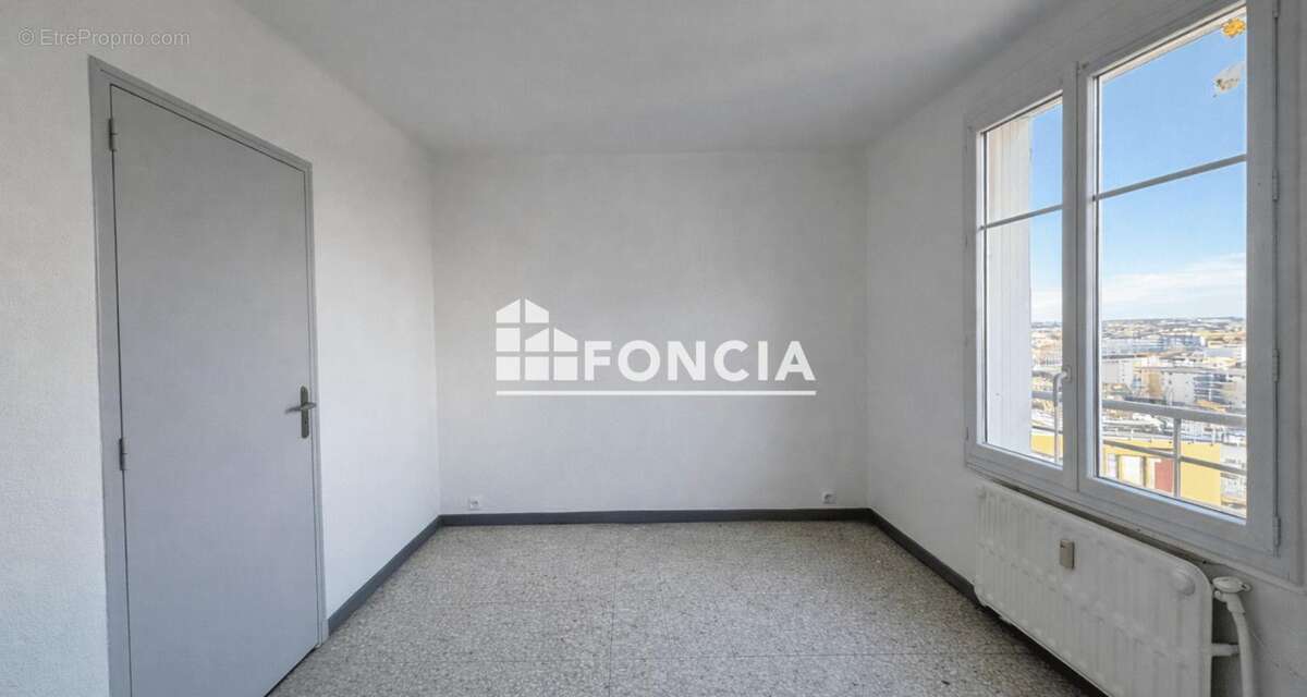 Appartement à NIMES