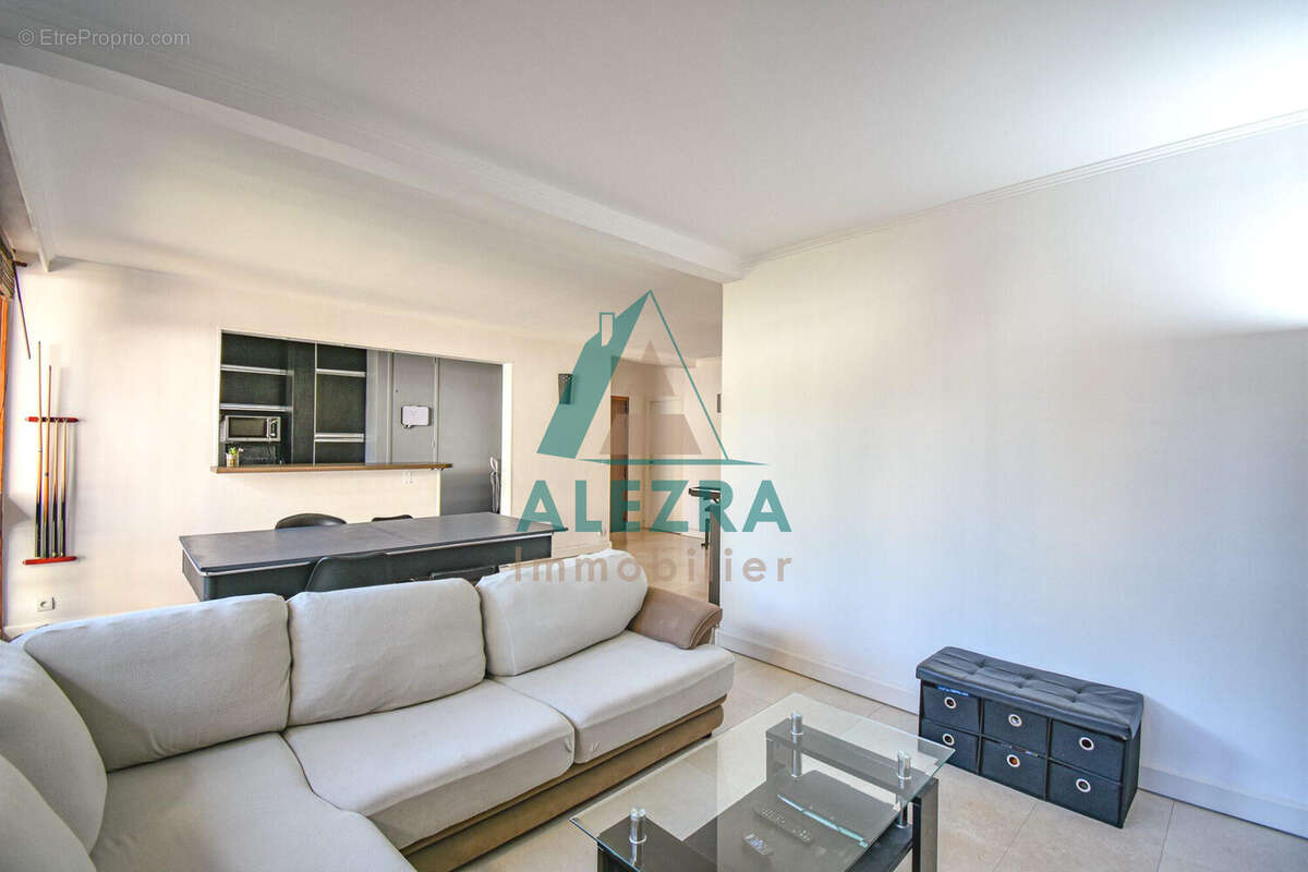 Appartement à LA CELLE-SAINT-CLOUD