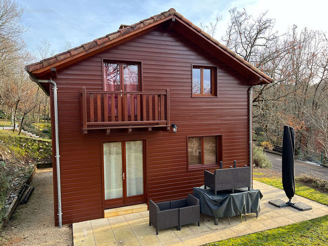 Maison à LACHAPELLE-AUZAC