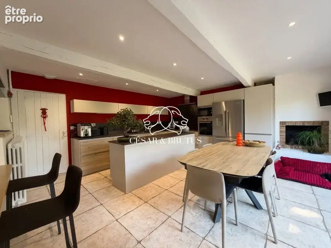 Maison 5 pièces 217 m² à vendre à Montvendre (26120) - photo 6