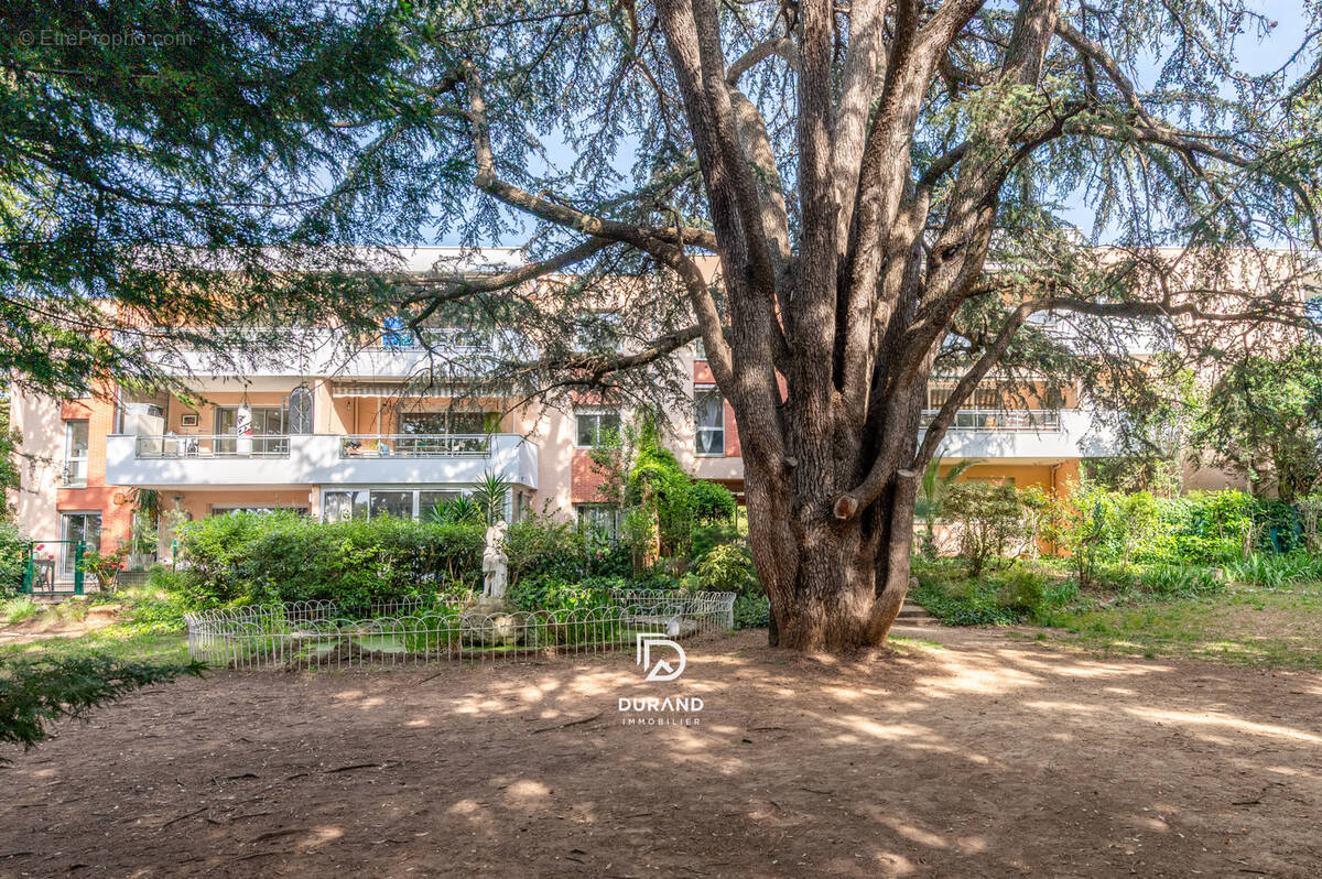 Appartement à MARSEILLE-9E