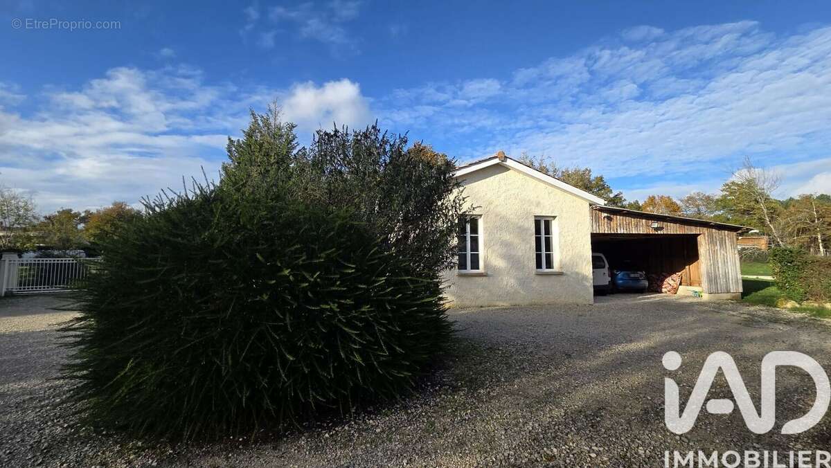Maison 105 m² à Bedenac  - photo 3