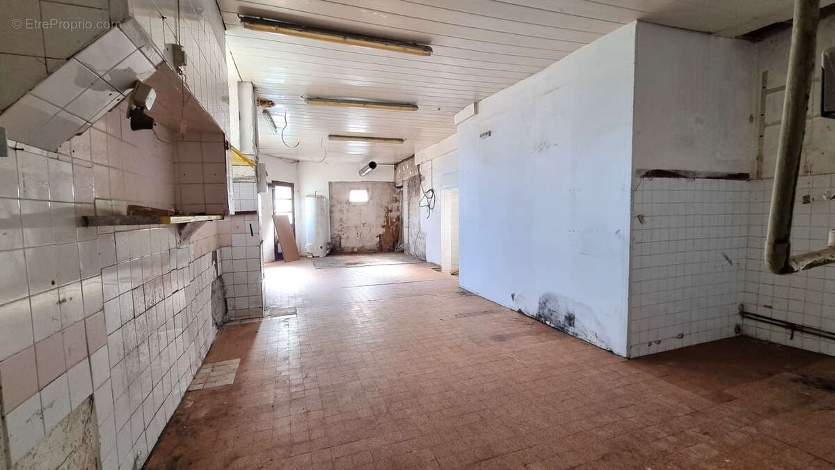 Maison à CHATENAY-SUR-SEINE