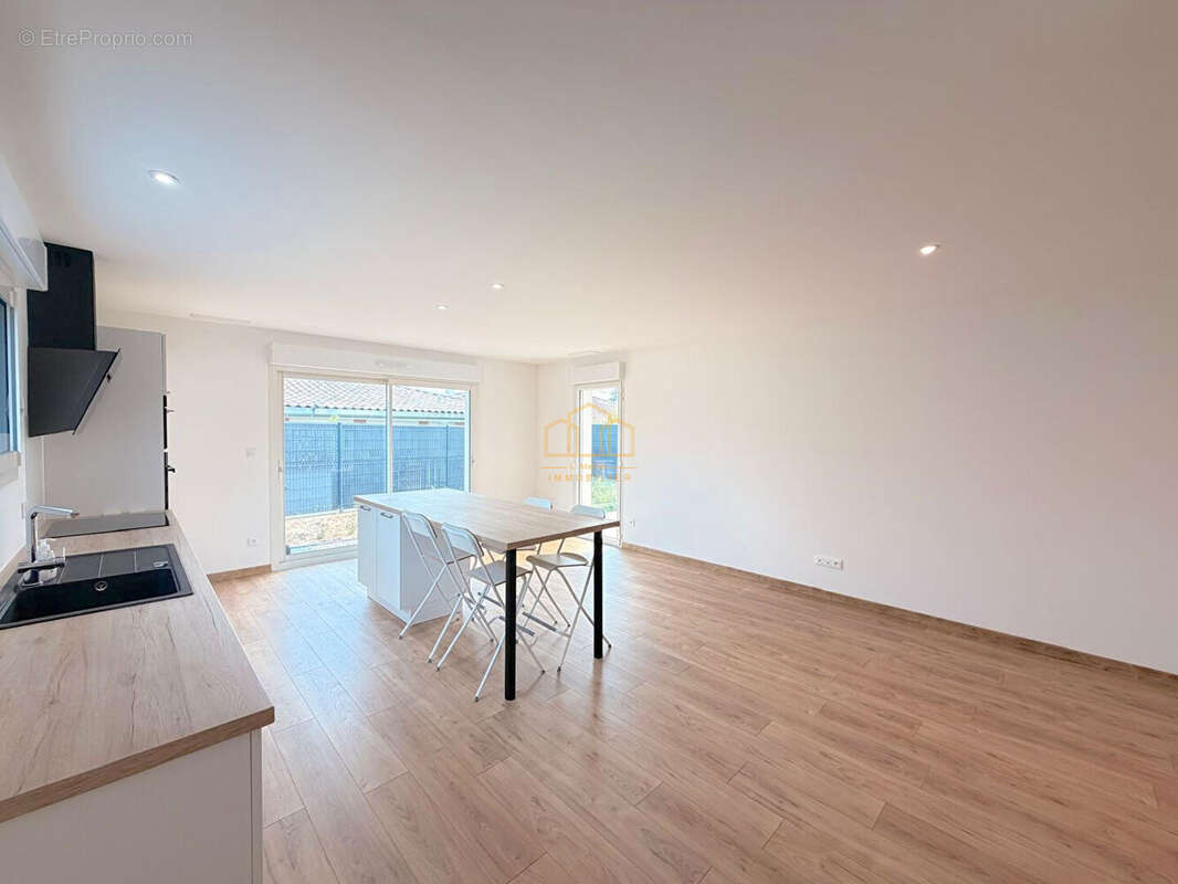 Maison récente avec garage et studio à vendre à Audenge - photo 4