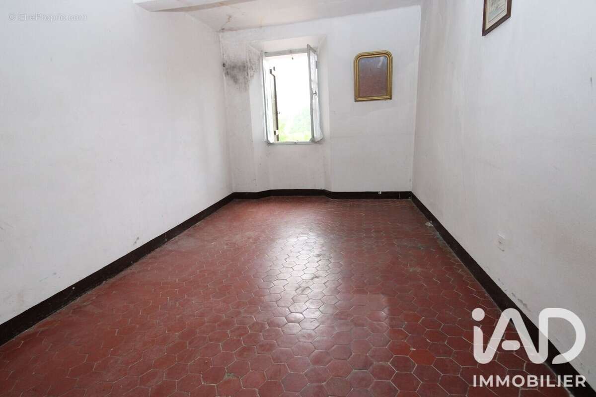 Maison 55 m² à Comps-Sur-Artuby  - photo 6