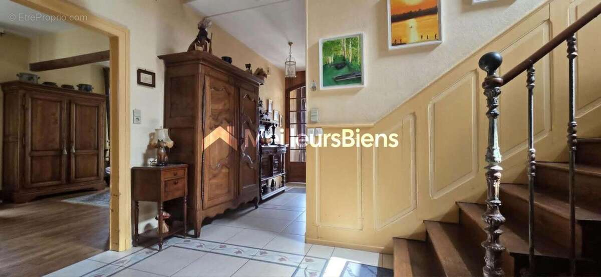 Propriété  sur 2270m de terrain et ses dépendances - photo 7