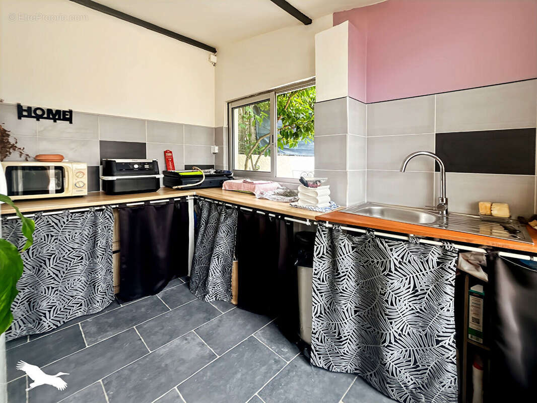 Maison La Penne-sur-Huveaune -112 m2 - 5 pièces - 3 Chambres + Jardin + Piscine - photo 18
