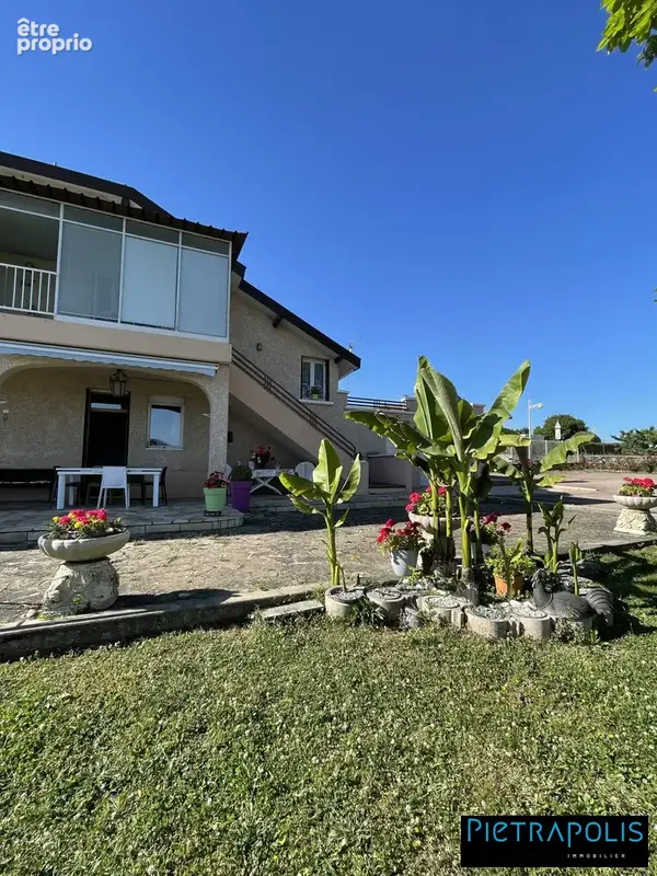 Maison 7 pièces 140 m² à vendre à Genilac (42800) - photo 6