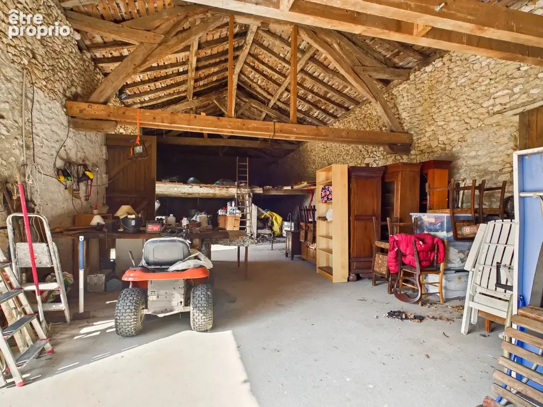 Trois maisons situées dans un endroit paisible proche d'une belle ville bastide - photo 19