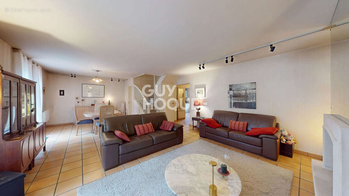 Maison à FRANCONVILLE