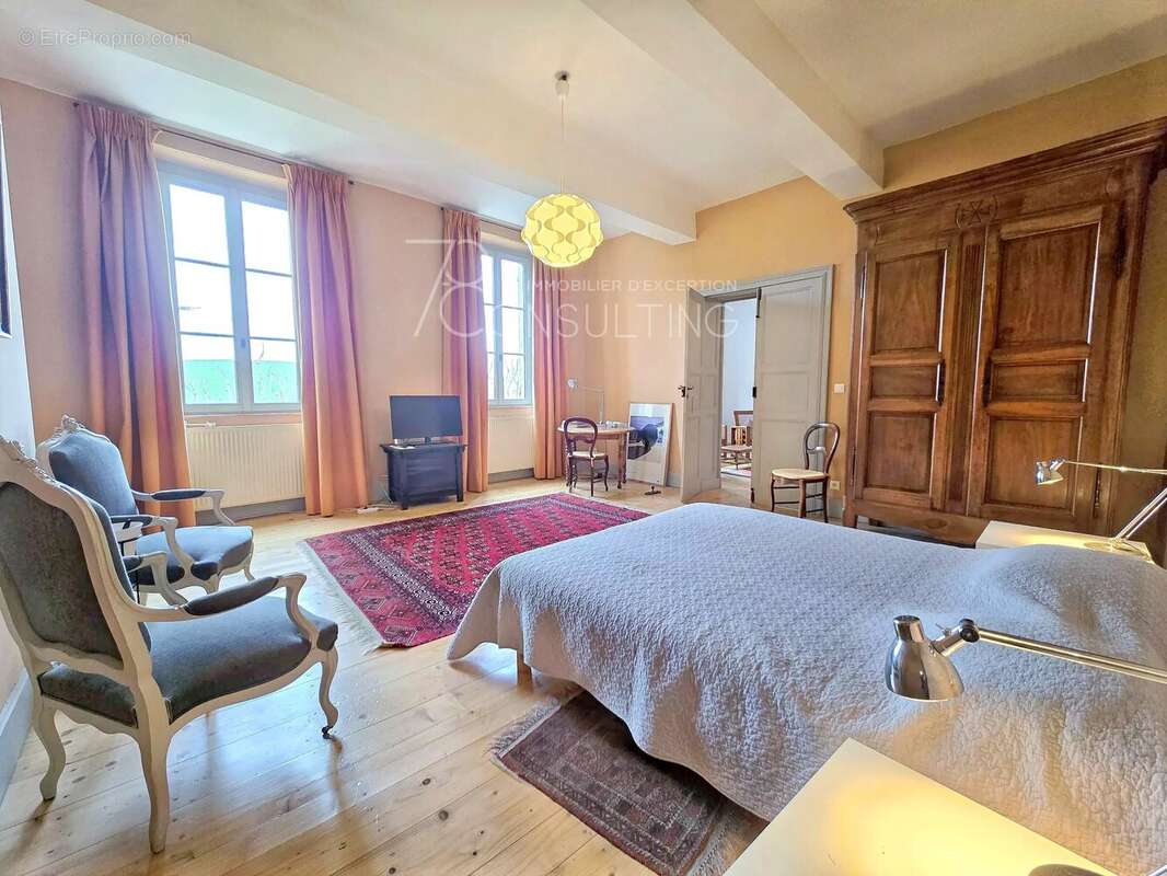 Maison à VILLEFRANCHE-DE-LAURAGAIS