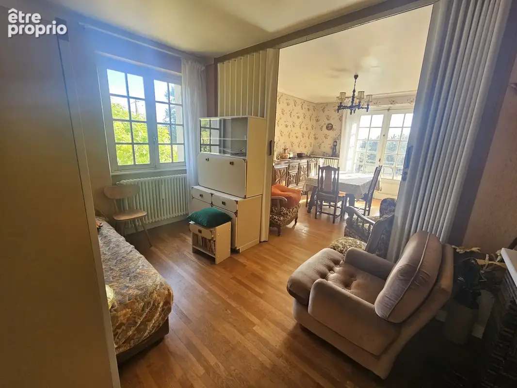 Maison 136 m² à Saint-Denis-Des-Murs  - photo 3