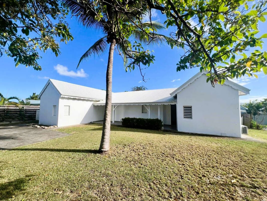 Maison à SAINT-FRANCOIS