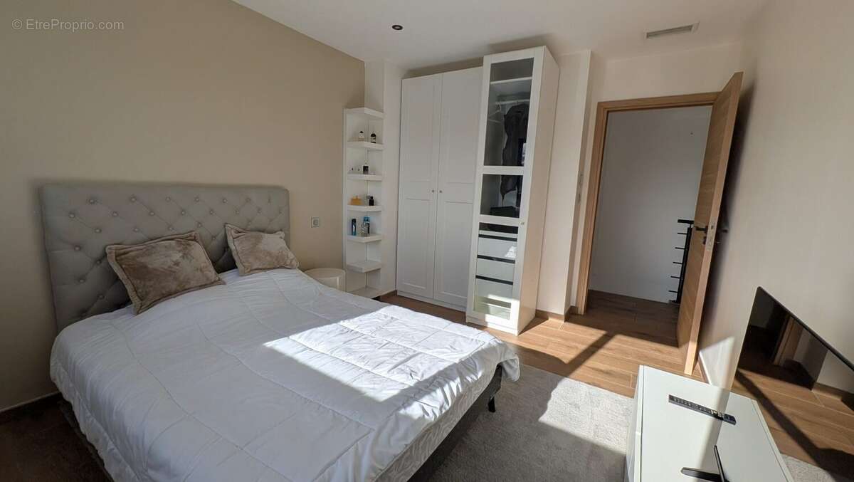 Maison à MORIERES-LES-AVIGNON