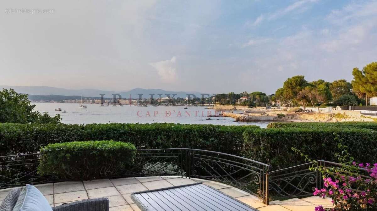Maison à ANTIBES