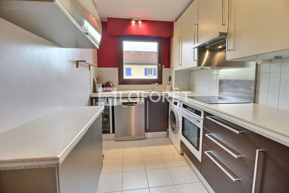 Appartement à SURESNES