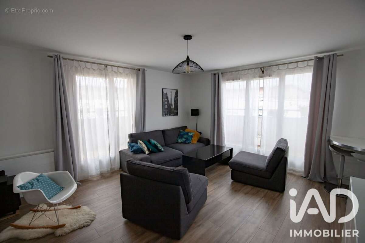 Appartement 67 m² à Trappes  - photo 4