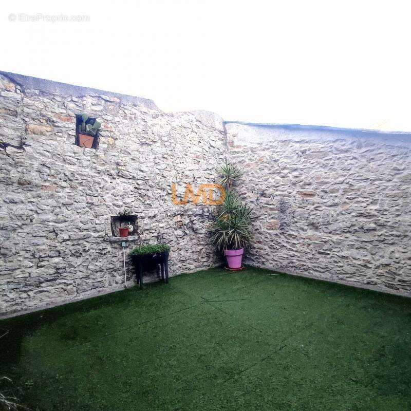 Maison à SAINT-JEAN-DE-SERRES