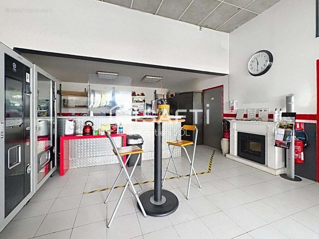 Photo 6 - Commerce à CAUSSADE