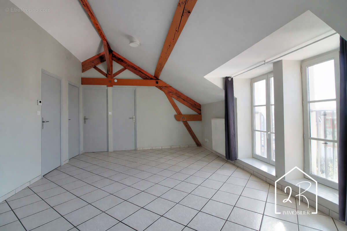 Appartement à VILLEFRANCHE-SUR-SAONE