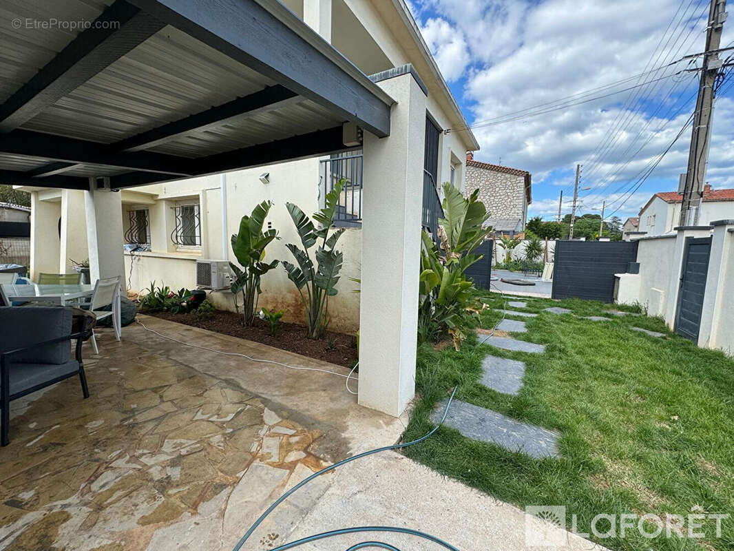 Maison Frontignan 6 pièce(s) 161 m2 - photo 2