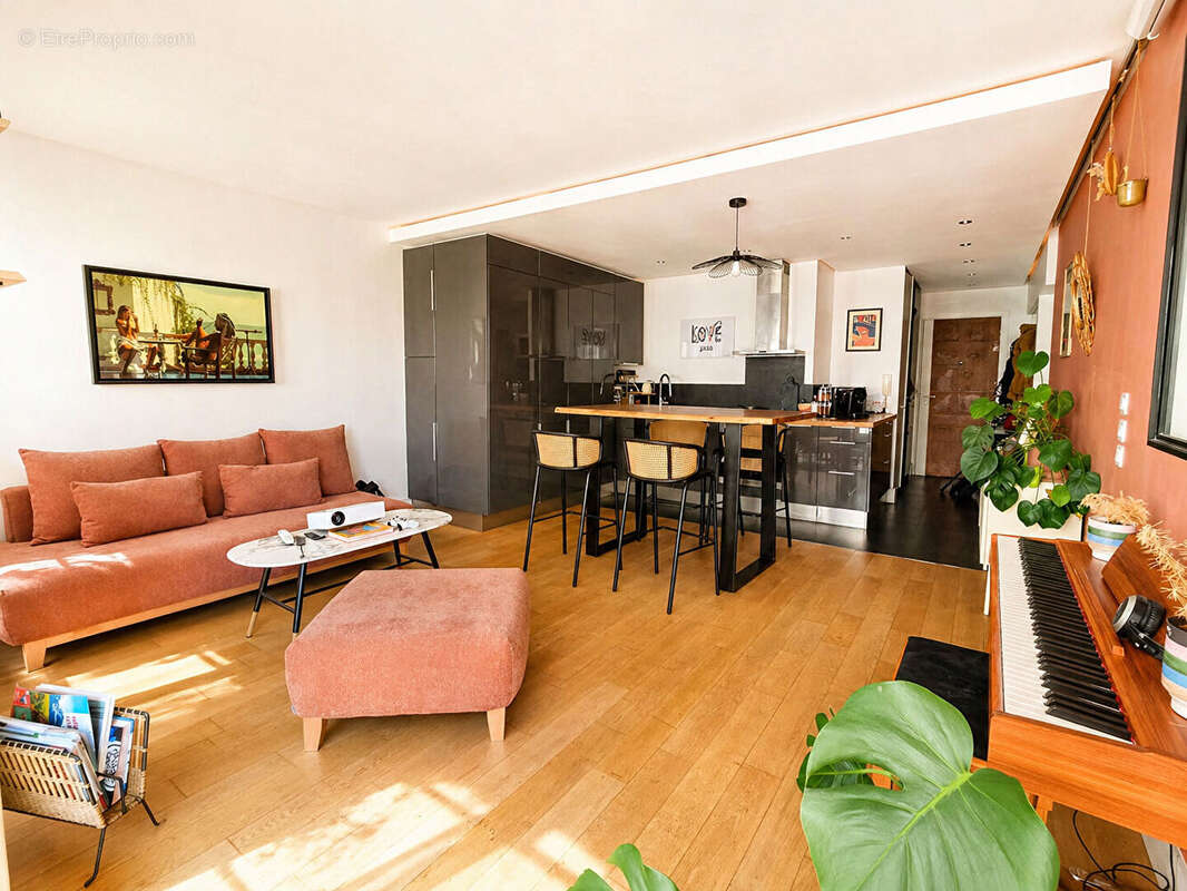 Appartement à PARIS-11E