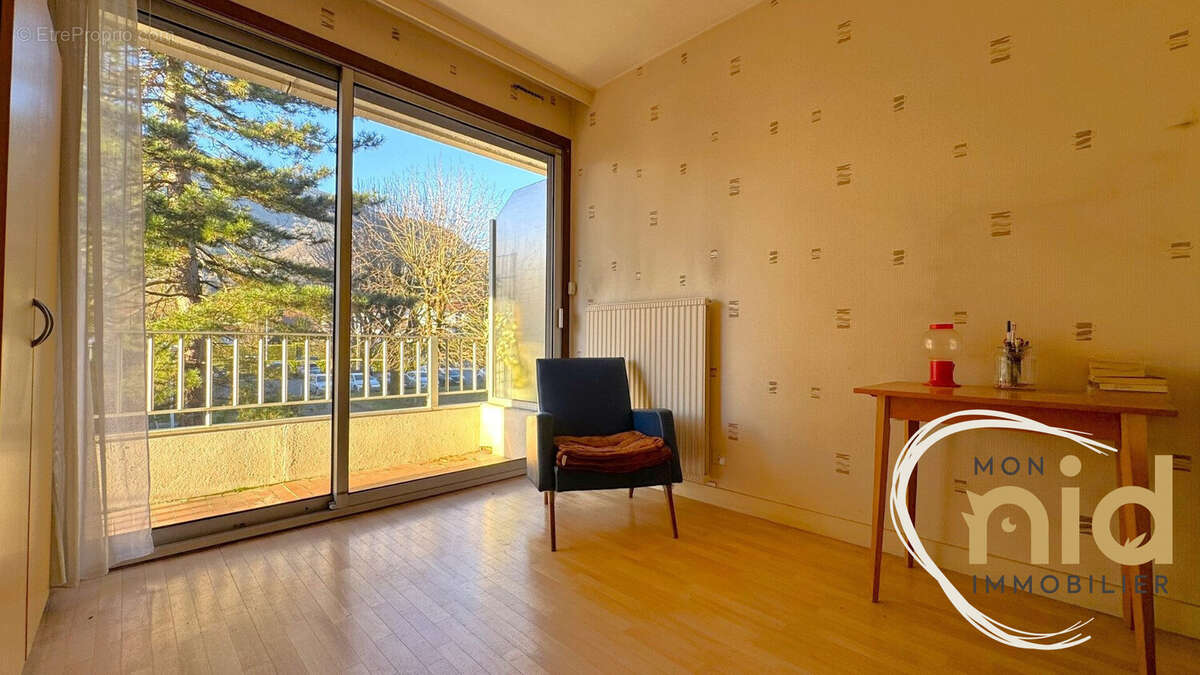 Appartement à MEYLAN
