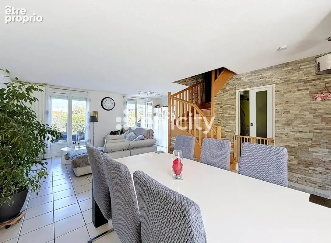 Maison 6 pièces 124 m² à vendre à Saint-Maurice-L'exil (38550) - photo 4