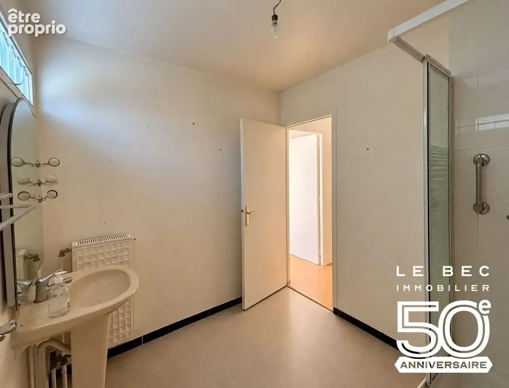 Appartement 3 pièces 69 m² à vendre à Vannes (56000) - photo 5