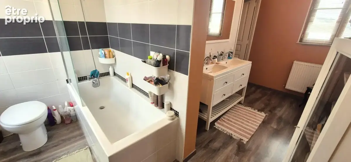 Belle Maison en Pierre ou de Caractère de 160 m² Entièrement Rénovée avec Cour de 140 m², Patio, Cave avec Chaufferie Gaz de 76  - photo 16