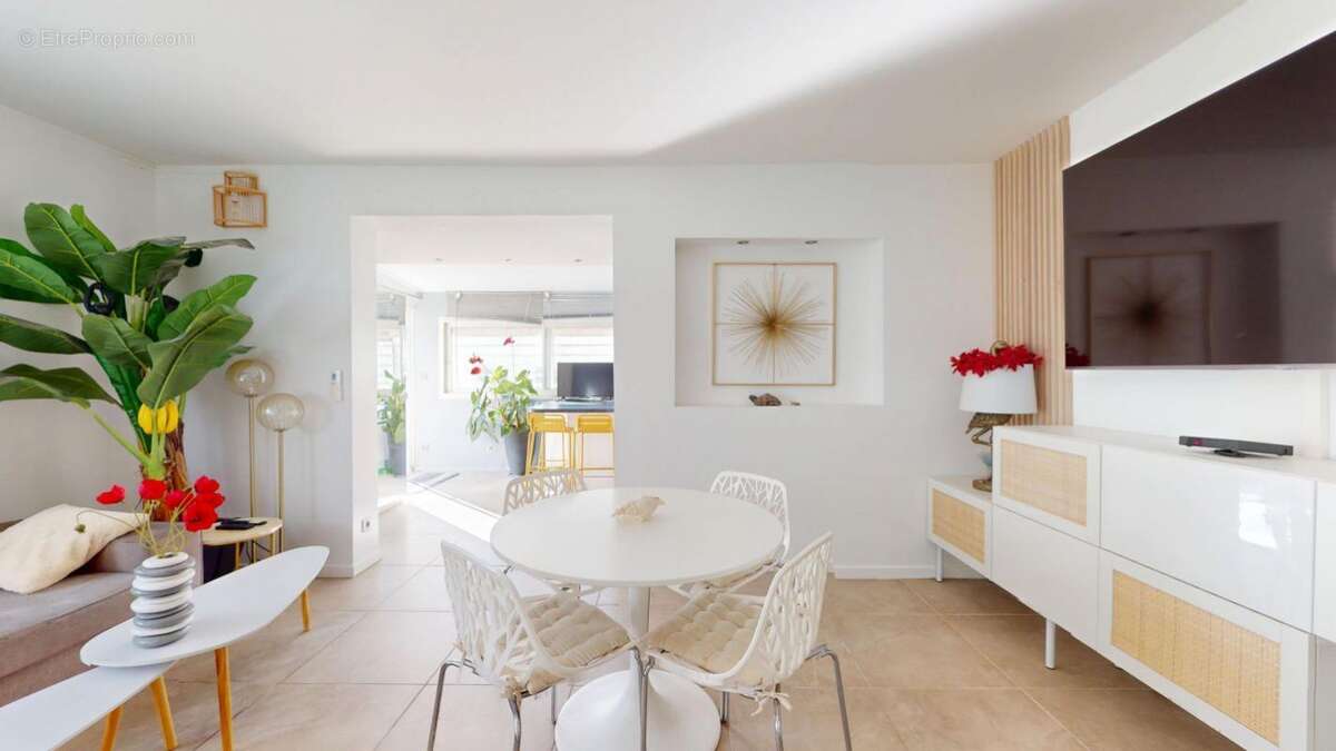 Maison à FRONTIGNAN